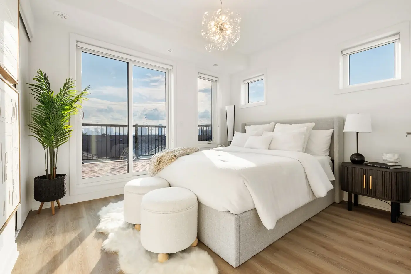 48 Case Ootes Drive - Image 1