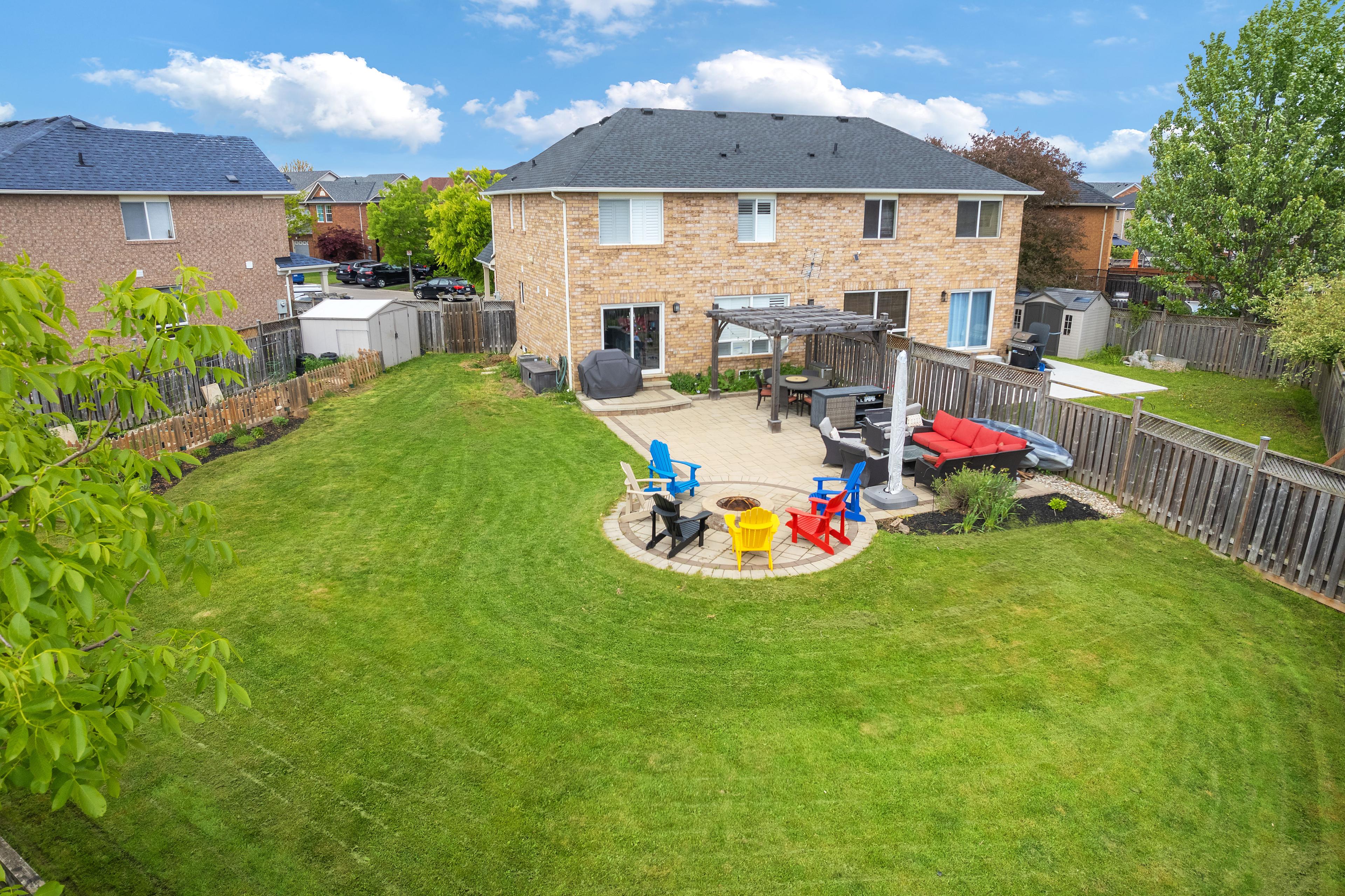 Large lot alternate view