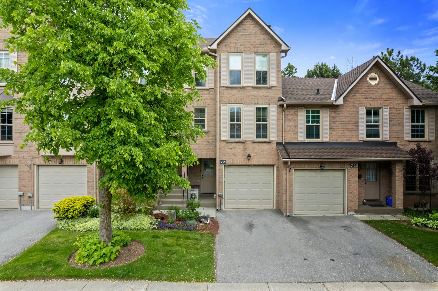 2272 Mowat Avenue, Oakville